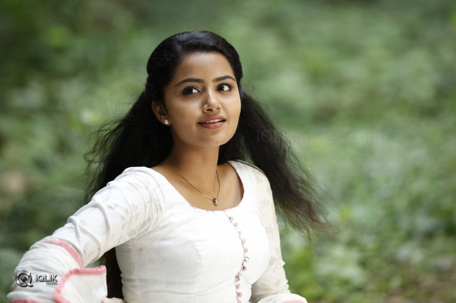 Anupama-Parameswaran